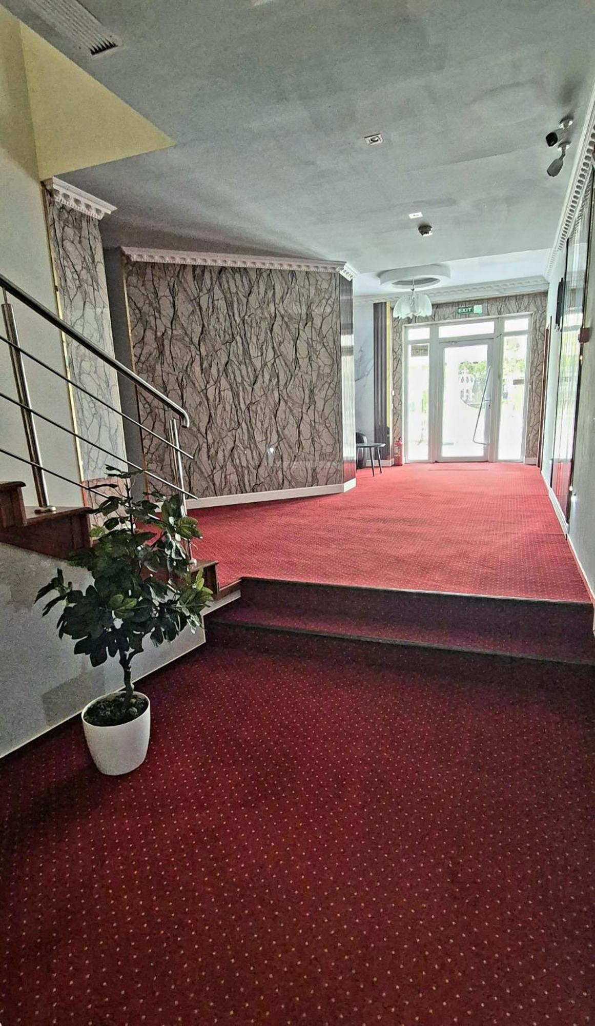 Hostel Orhideea Buzău Eksteriør billede